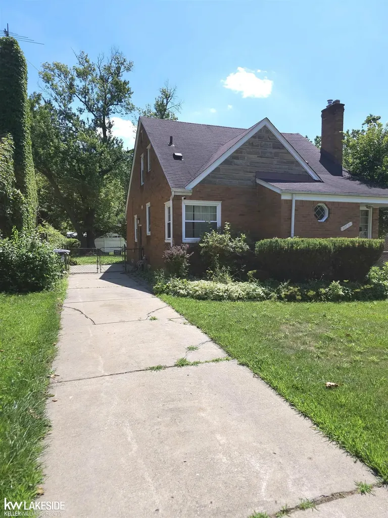 20731 Orangelawn Street Detroit City MI 48228