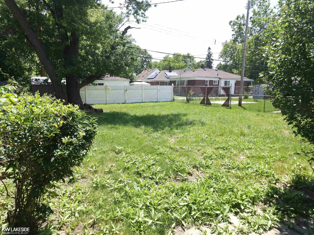 20731 Orangelawn Street Detroit City MI 48228