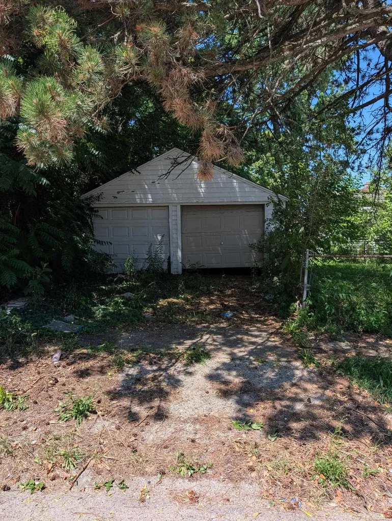 19605 Justine Street Detroit City MI 48234