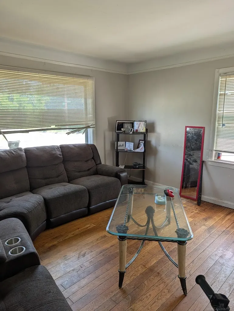 19605 Justine Street Detroit City MI 48234