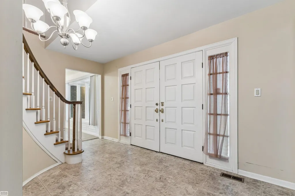 37816 Winkler Street Harrison Charter Township MI 48045