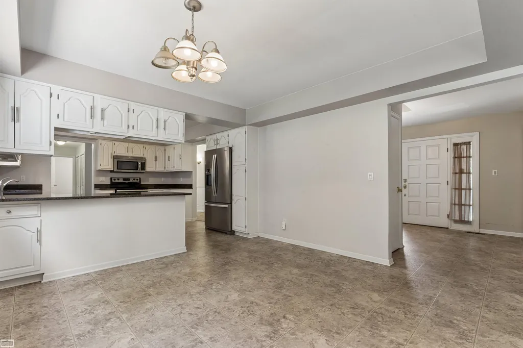 37816 Winkler Street Harrison Charter Township MI 48045