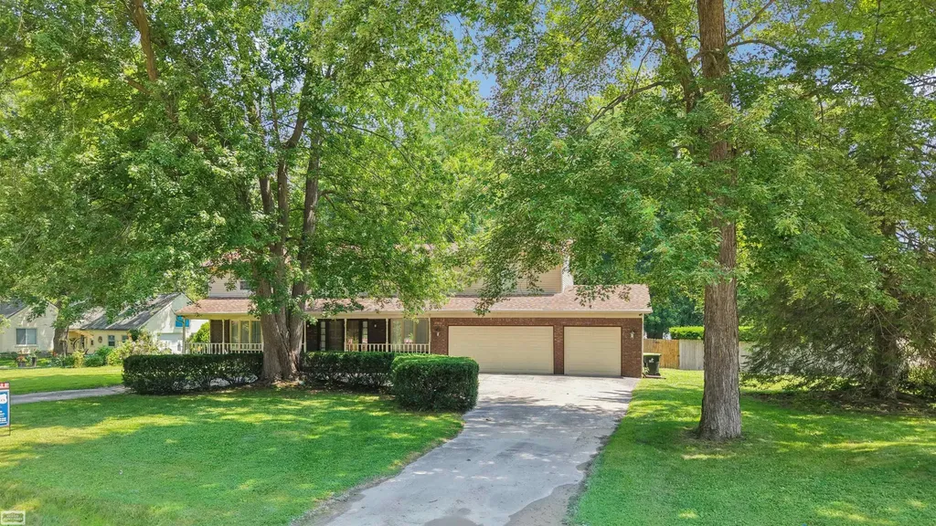 37816 Winkler Street Harrison Charter Township MI 48045