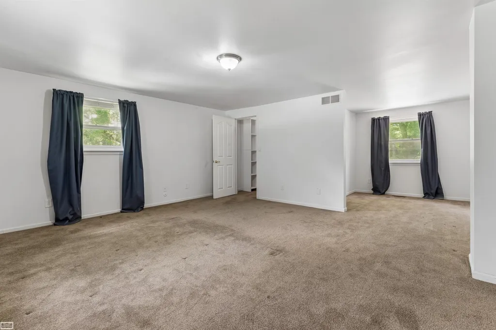 37816 Winkler Street Harrison Charter Township MI 48045