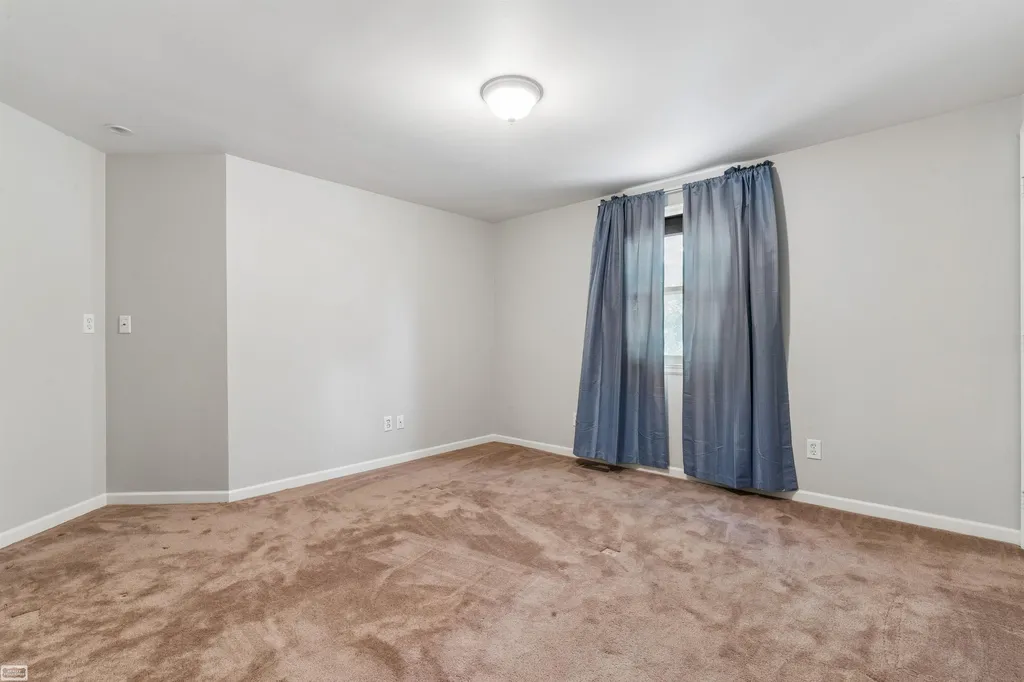 37816 Winkler Street Harrison Charter Township MI 48045