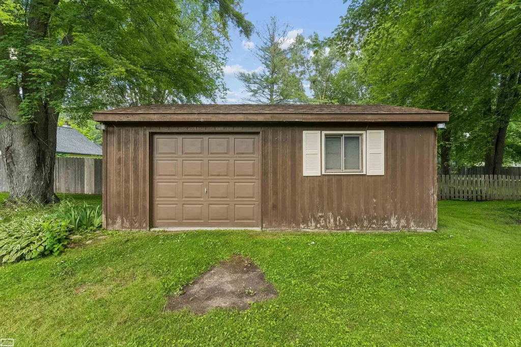 37816 Winkler Street Harrison Charter Township MI 48045
