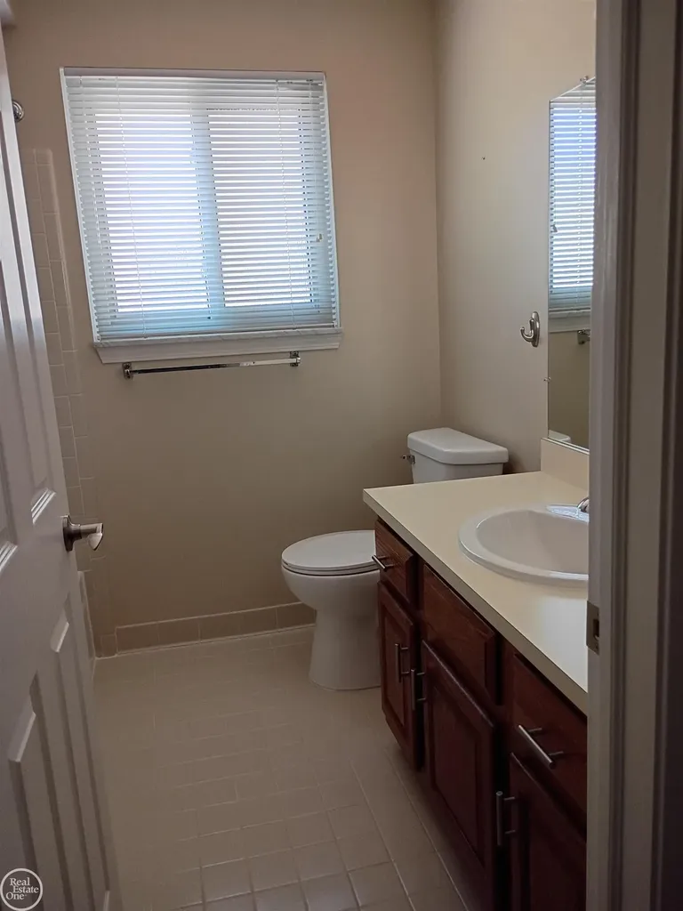 41415 Janet Circle Clinton Charter Township MI 48038