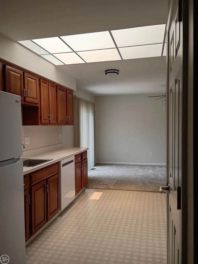 41415 Janet Circle Clinton Charter Township MI 48038
