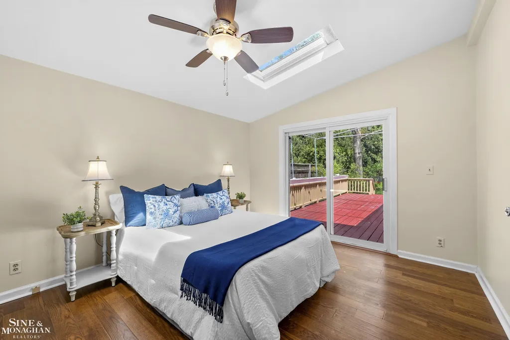 190 Lakeview Avenue Grosse Pointe Farms City MI 48236