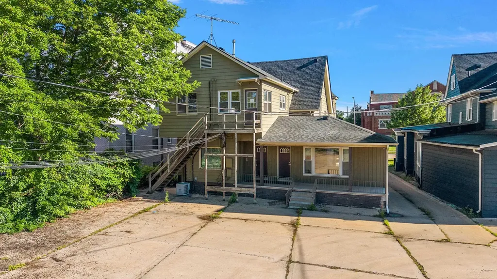 111 Cass Avenue Mt. Clemens City MI 48043