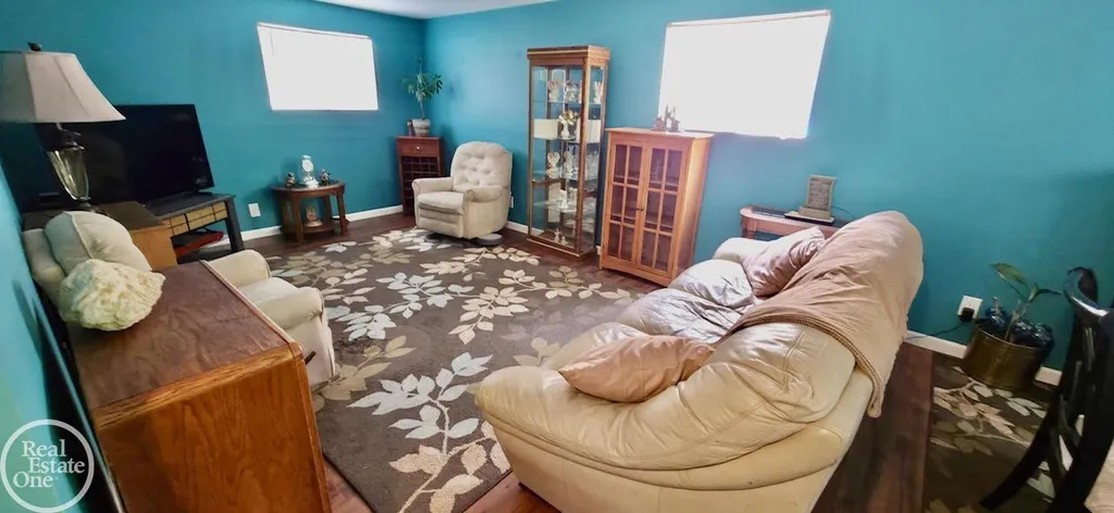 31705 Saint Margaret Street St. Clair Shores City MI 48082