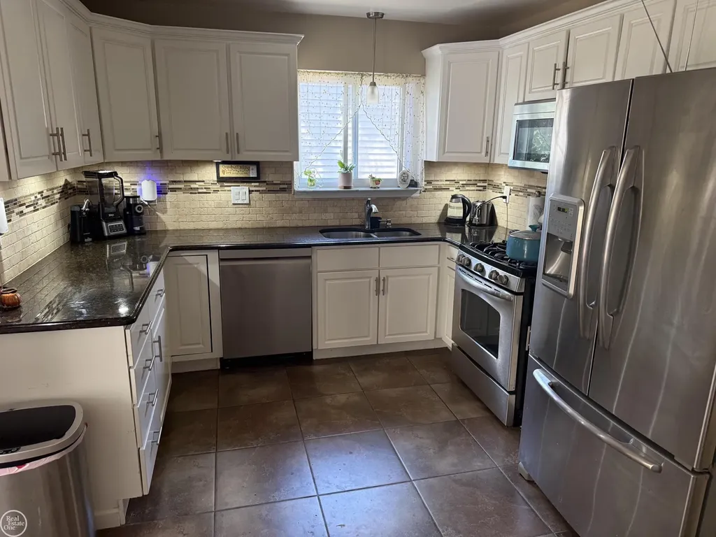 31705 Saint Margaret Street St. Clair Shores City MI 48082