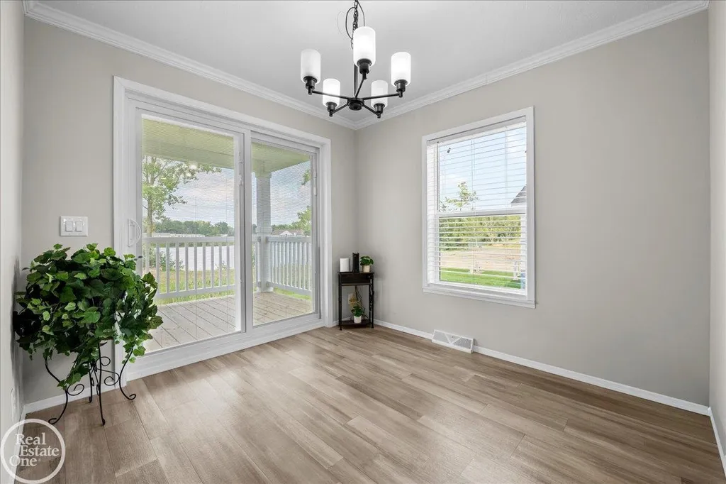 184 Riviera Drive Lapeer Township MI 48446