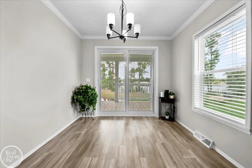 184 Riviera Drive Lapeer Township MI 48446