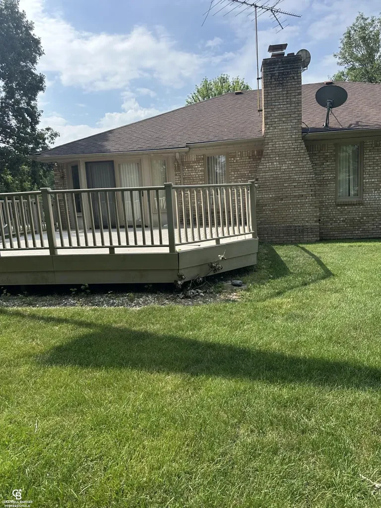 35981 Diane Lane Richmond City MI 48062