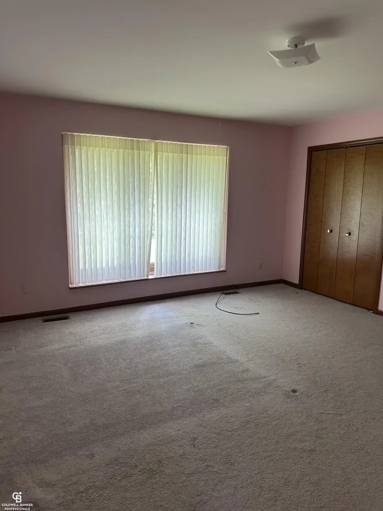 35981 Diane Lane Richmond City MI 48062