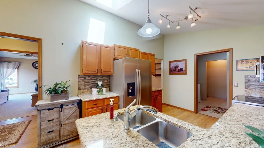 41230 Whispering Oaks Drive Clinton Charter Township MI 48038
