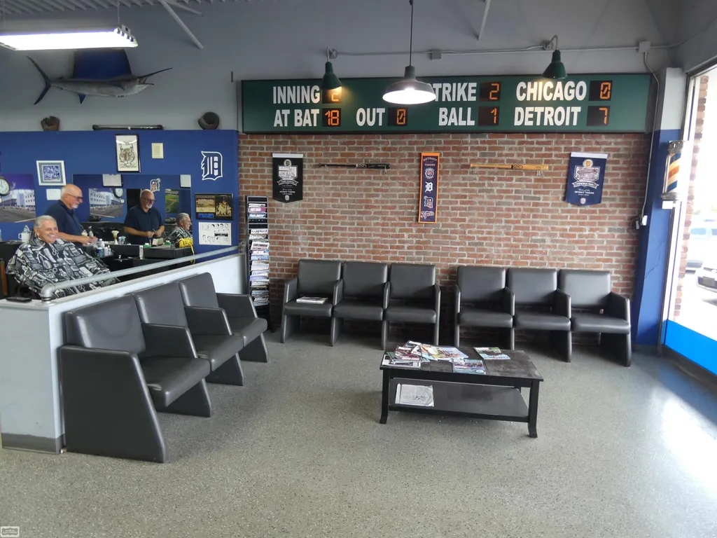 11564 15 Mile Road Sterling Heights City MI 48315