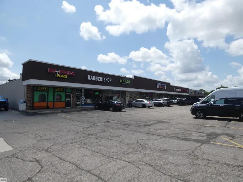 11564 15 Mile Road Sterling Heights City MI 48315