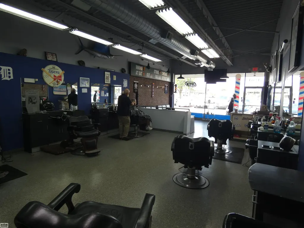 11564 15 Mile Road Sterling Heights City MI 48315