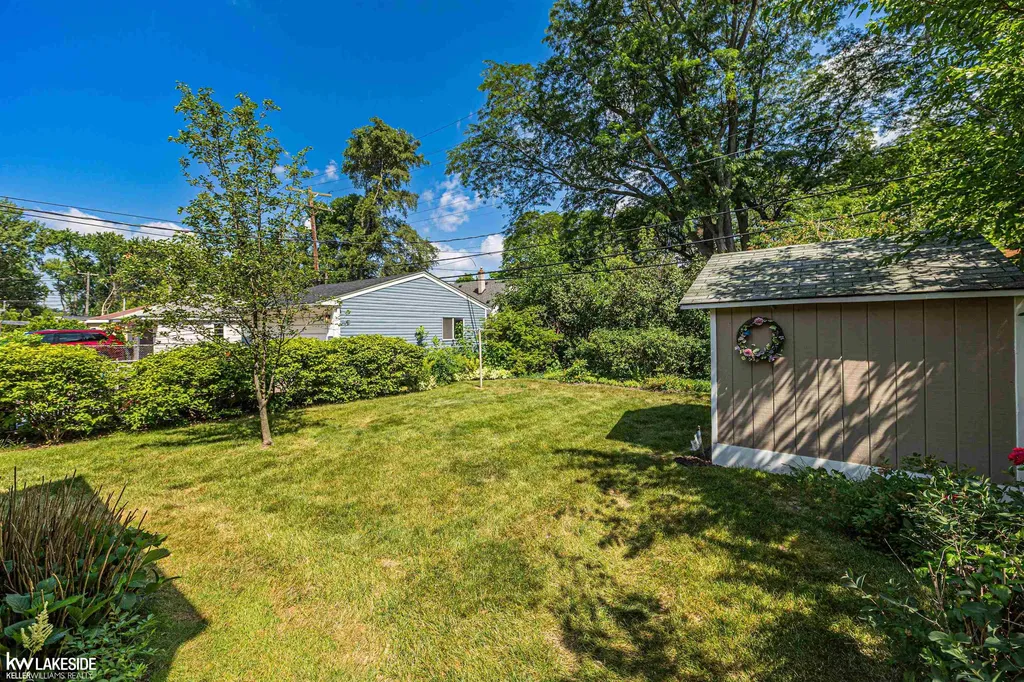 1917 Harwood Avenue Royal Oak City MI 48067