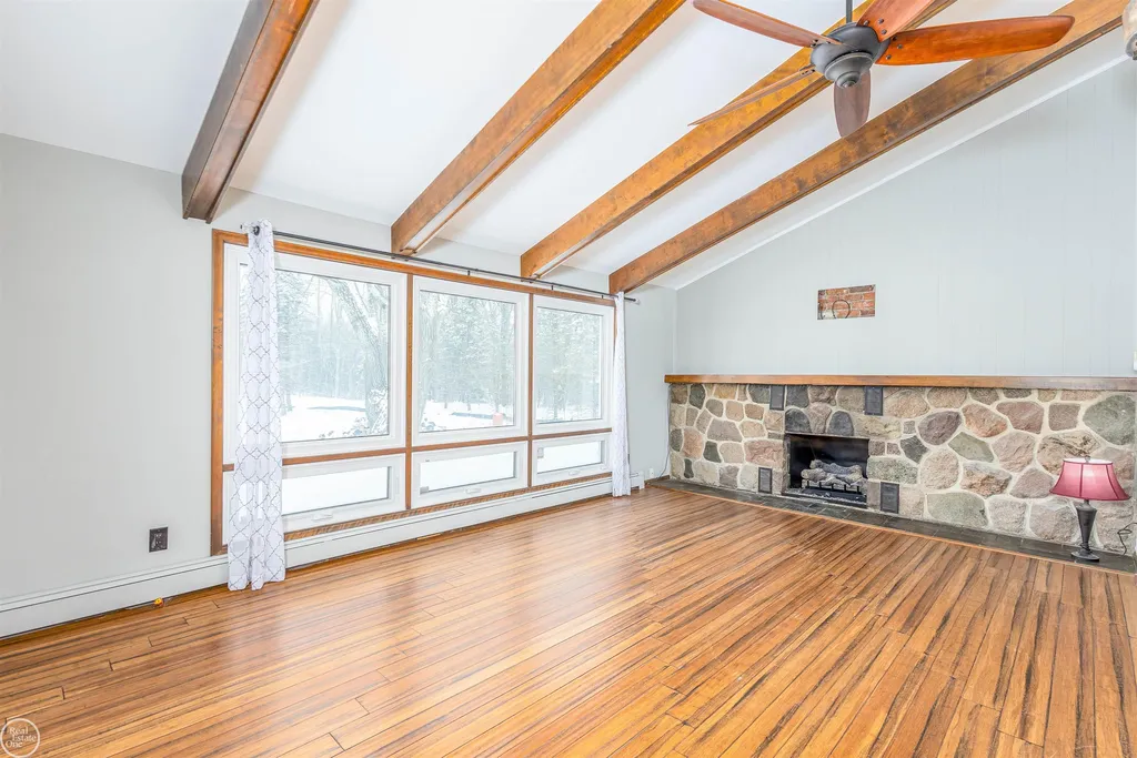 6026 Via Toscana Street Troy City MI 48085