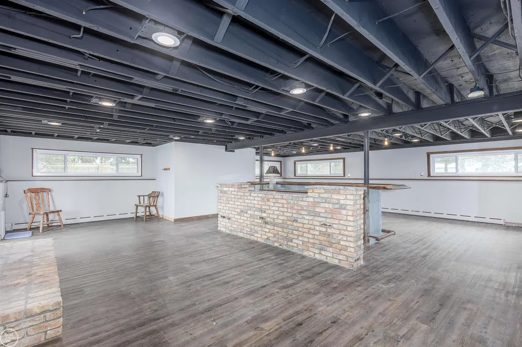 6026 Via Toscana Street Troy City MI 48085