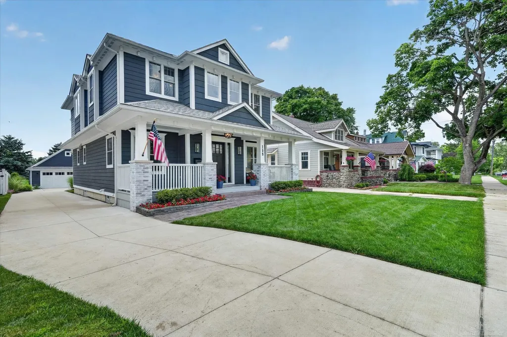 139 Albertson Street Rochester City MI 48307