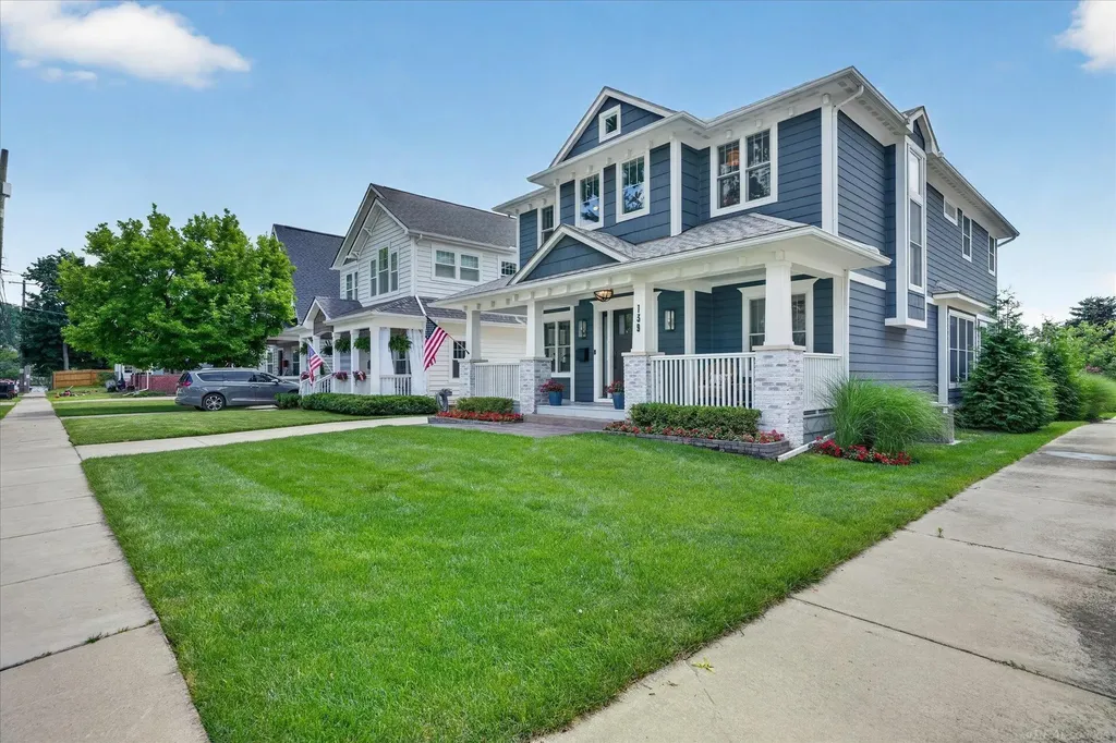 139 Albertson Street Rochester City MI 48307