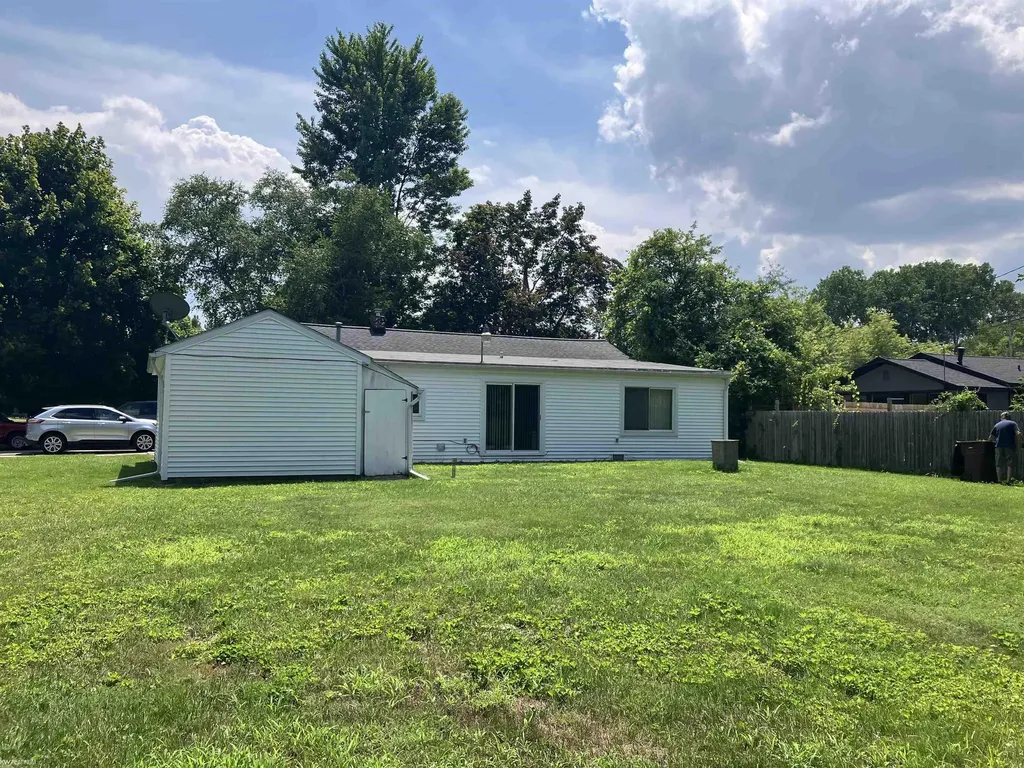 8915 21 Mile Road Shelby Charter Township MI 48317