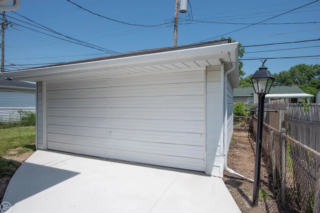 20723 Colman Street Clinton Charter Township MI 48035