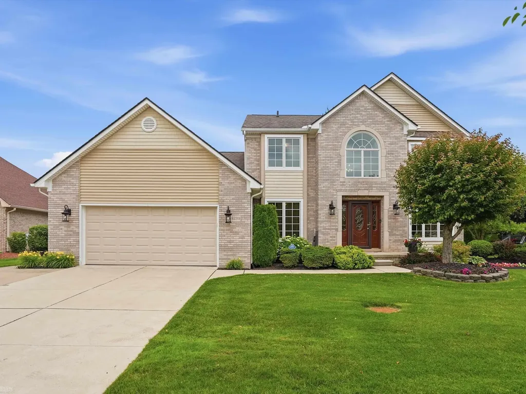 46288 Glen Pointe Drive Shelby Charter Township MI 48315