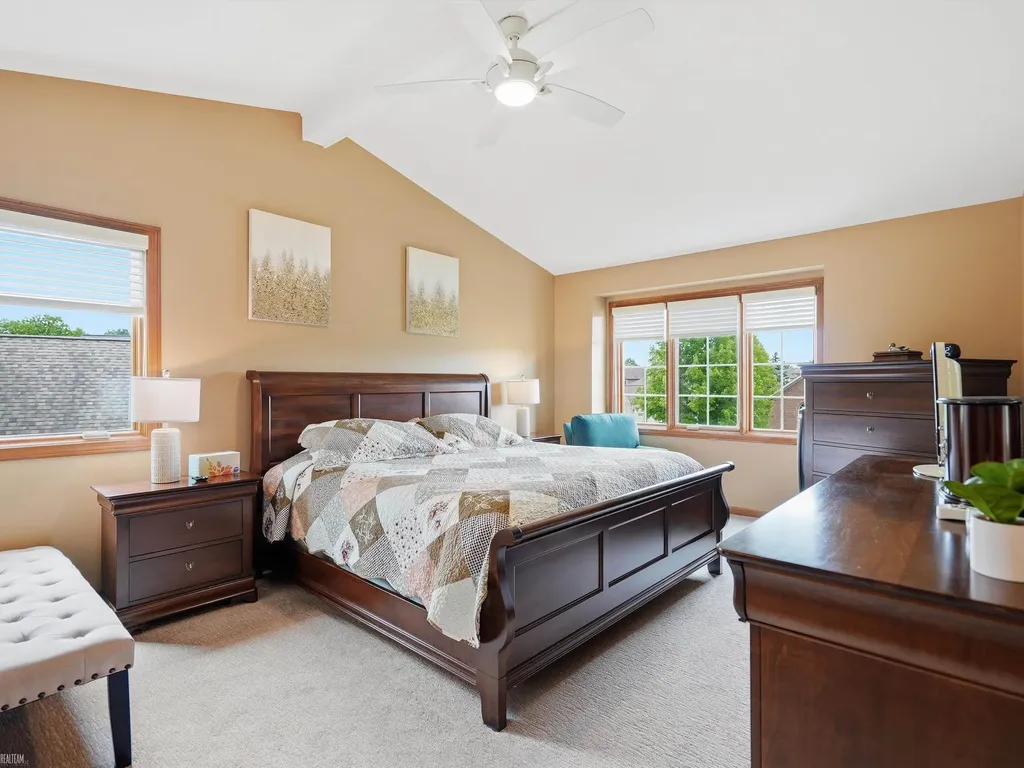 46288 Glen Pointe Drive Shelby Charter Township MI 48315