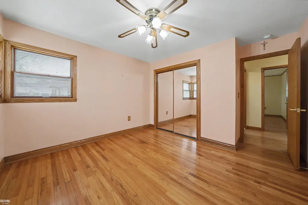 28900 S River Road Harrison Charter Township MI 48045