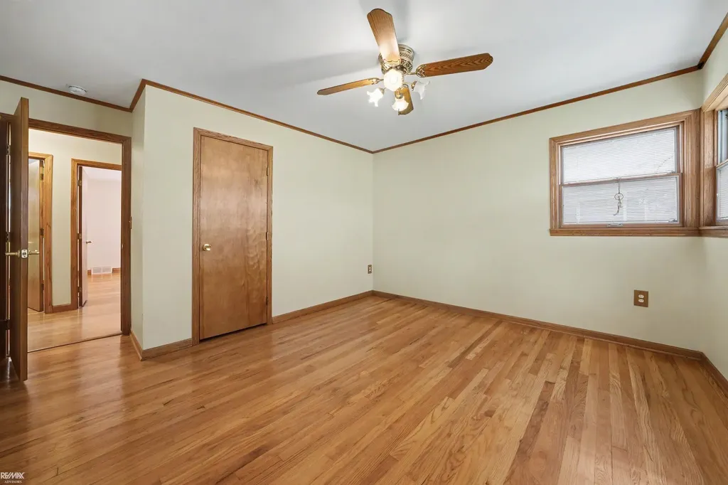 28900 S River Road Harrison Charter Township MI 48045
