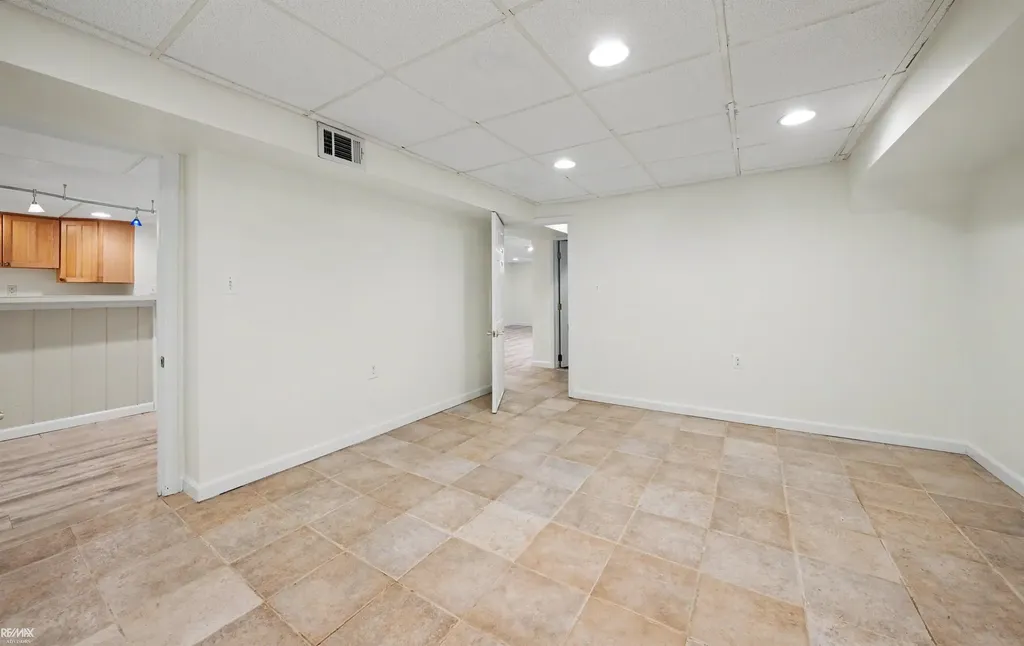 28900 S River Road Harrison Charter Township MI 48045