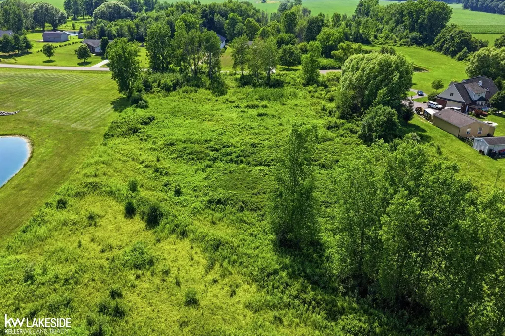 7150 Old Farm Trail Almont Township MI 48003