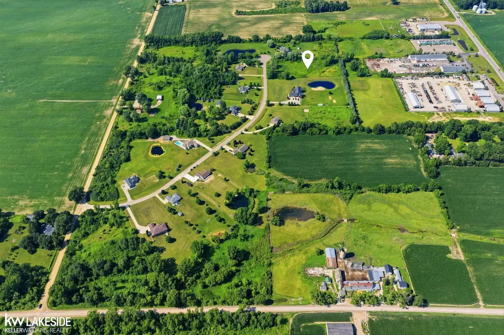 7150 Old Farm Trail Almont Township MI 48003