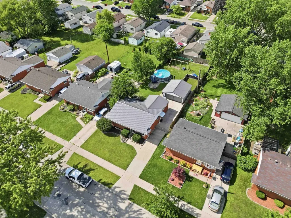 20261 Catalano Street Clinton Charter Township MI 48035
