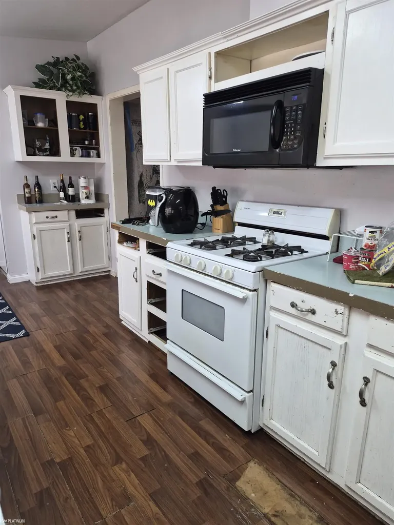5227 Bud Lane Casco Township MI 48064