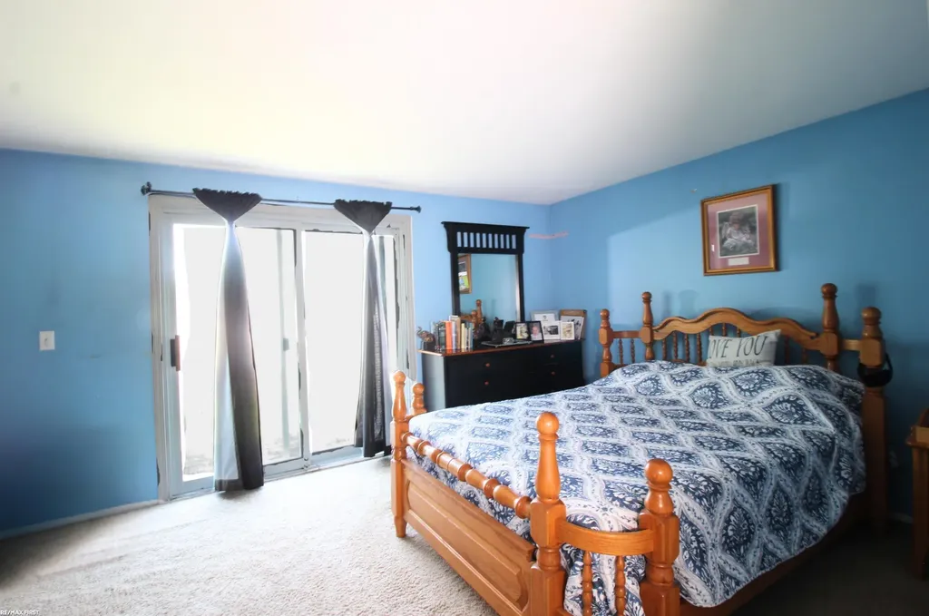 40147 Spitz Drive Sterling Heights City MI 48313