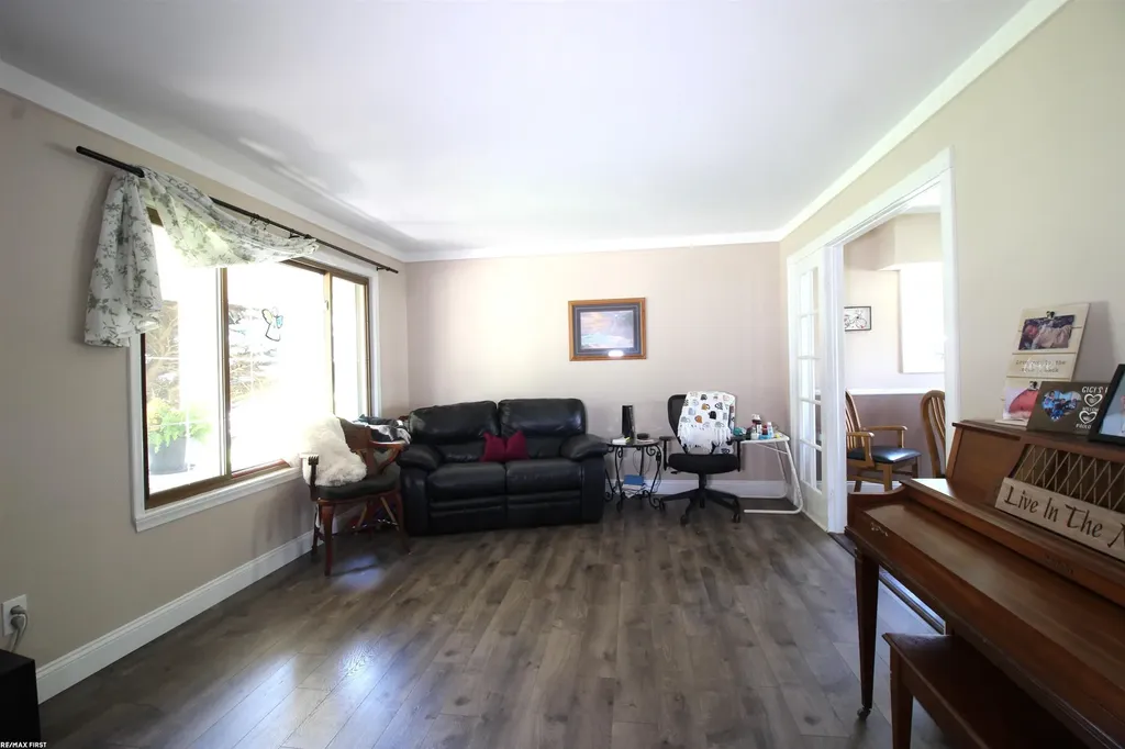 40147 Spitz Drive Sterling Heights City MI 48313