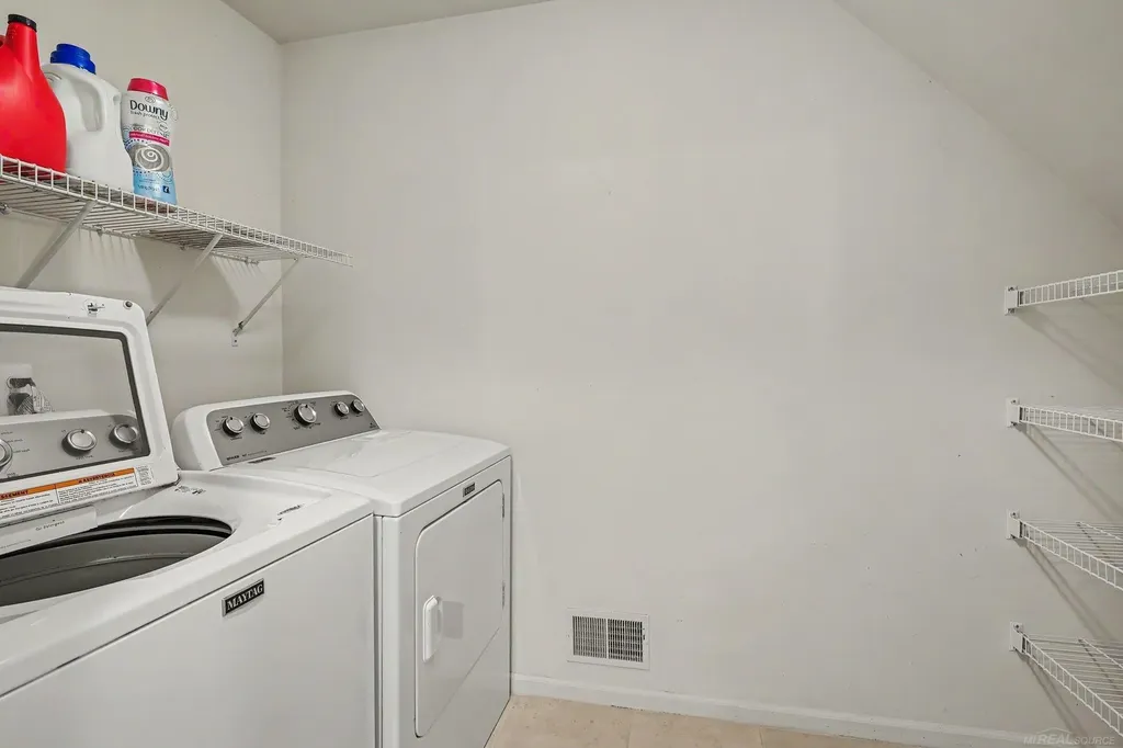 45658 Rathmore Street Macomb Township MI 48044