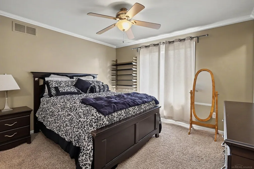 45658 Rathmore Street Macomb Township MI 48044