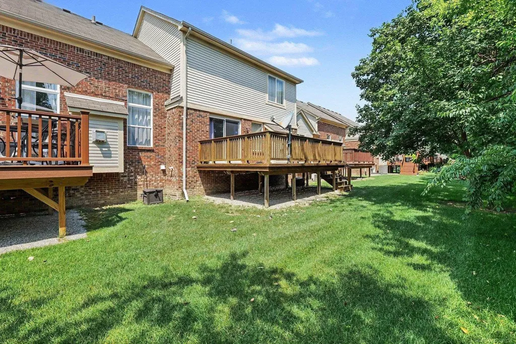 45658 Rathmore Street Macomb Township MI 48044