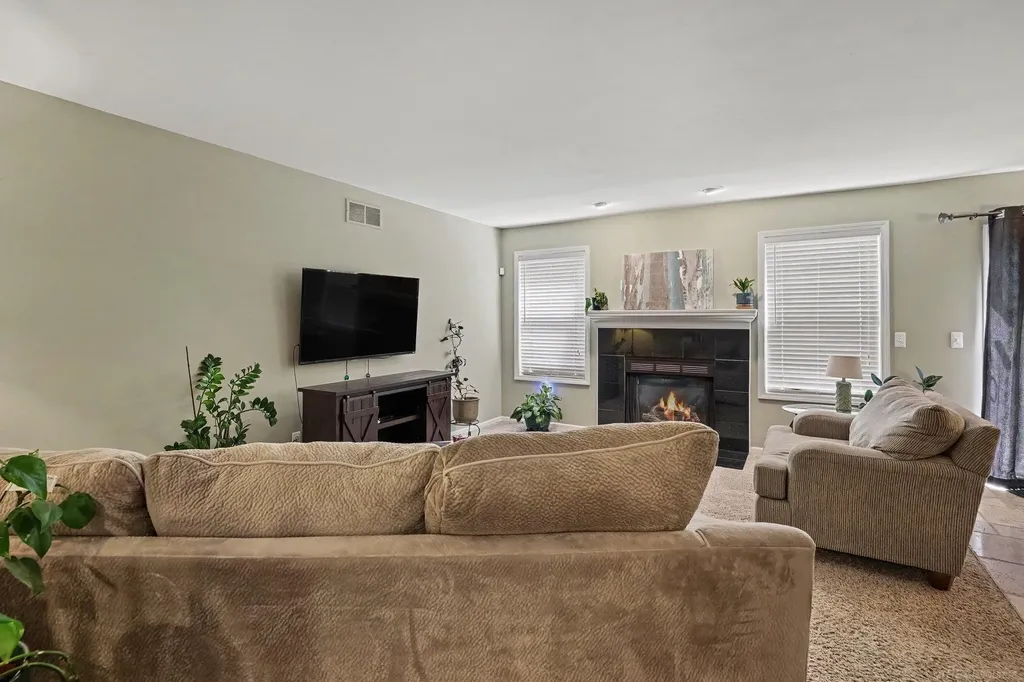 45658 Rathmore Street Macomb Township MI 48044
