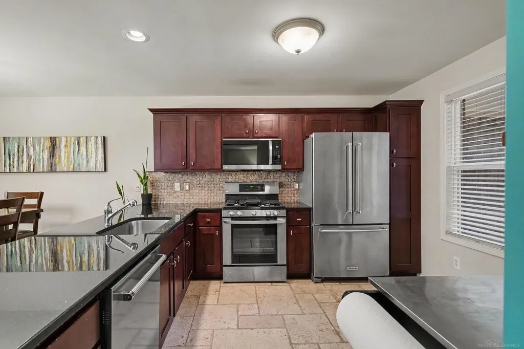 45658 Rathmore Street Macomb Township MI 48044