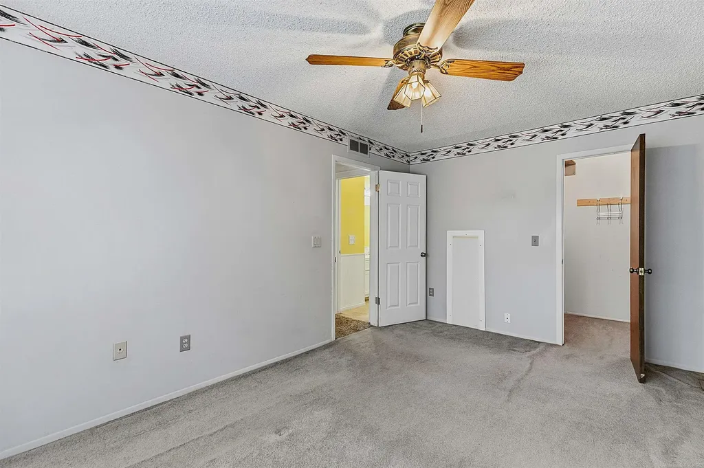 24746 Meadow Creek Drive Harrison Charter Township MI 48045