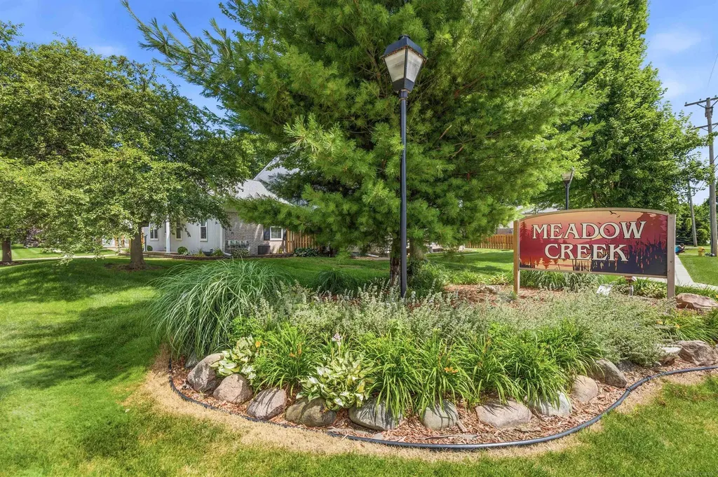 24746 Meadow Creek Drive Harrison Charter Township MI 48045