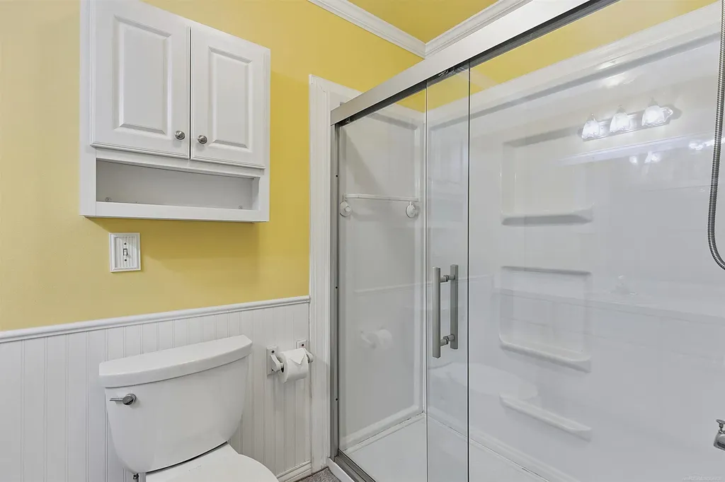 24746 Meadow Creek Drive Harrison Charter Township MI 48045